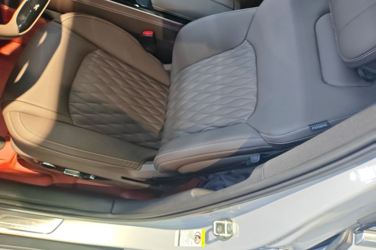 BYD Han 2024 car image #15