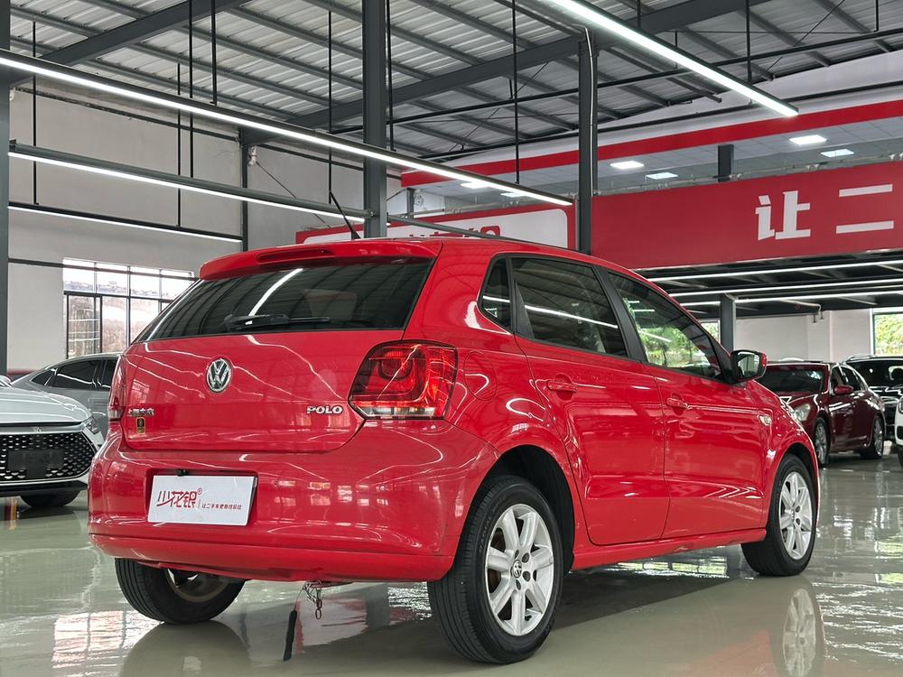 Volkswagen Polo 2013 #6 Volkswagen Polo 2013 car image #6