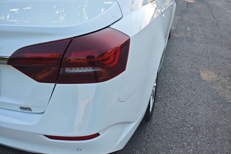 GEELY Emgrand 2021 #8 GEELY Emgrand 2021 car image #8
