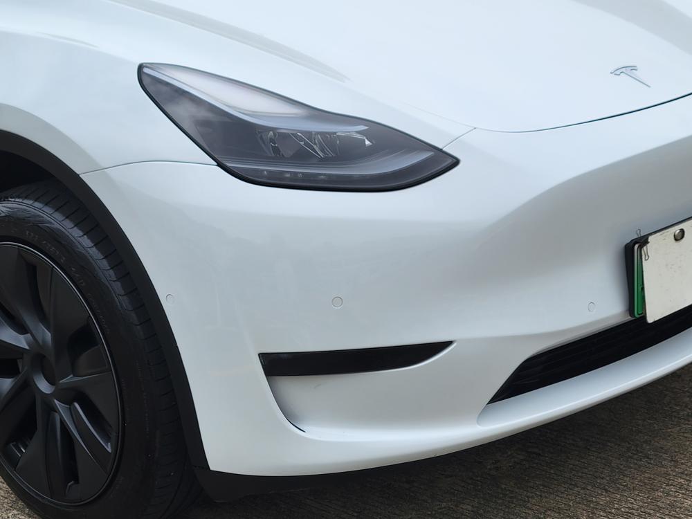 Tesla Model Y 2023 #12 Tesla Model Y 2023 car image #12
