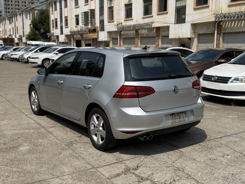 Volkswagen Golf 2015 car image #7