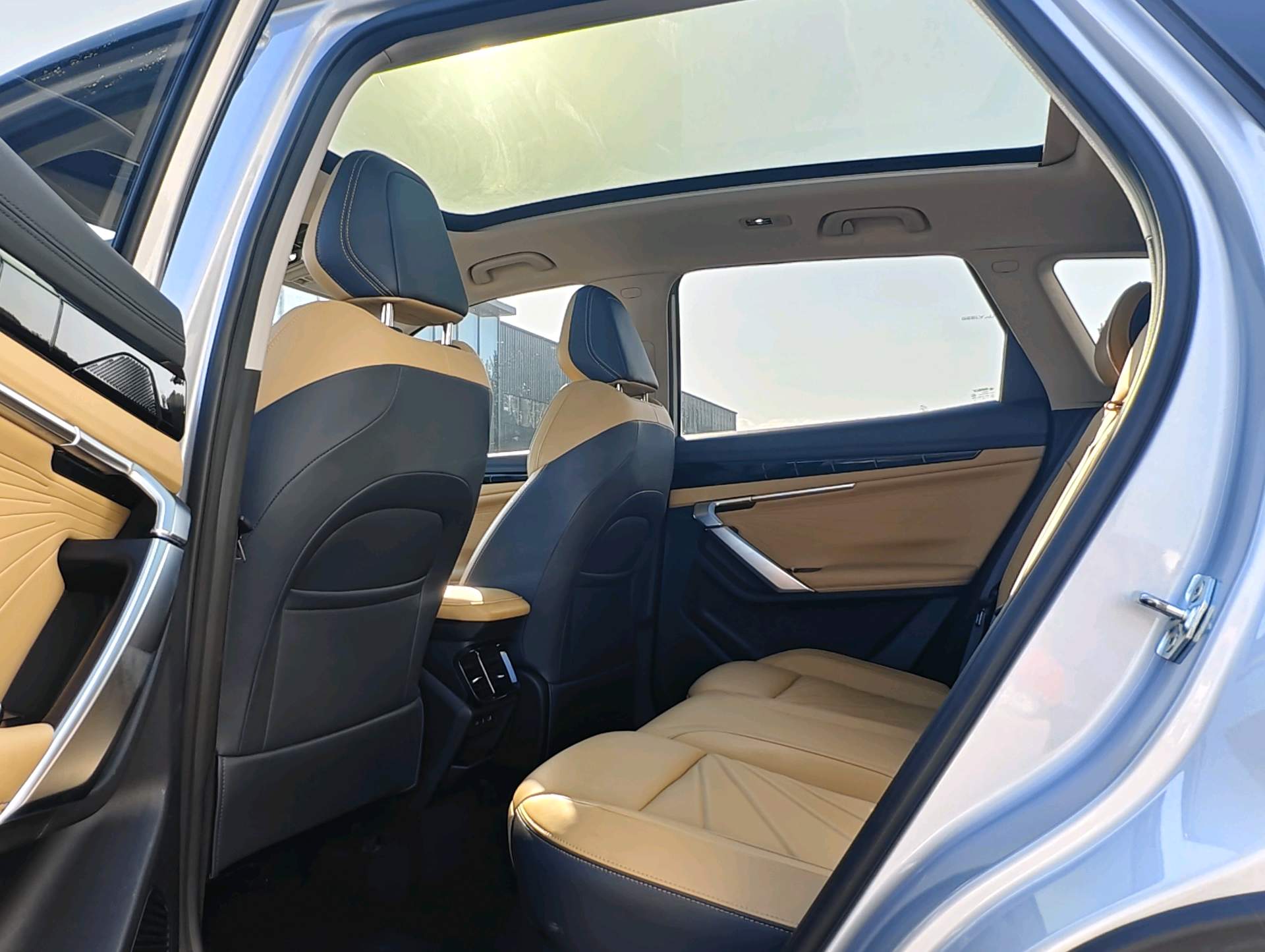 GEELY Boyue L 2023 #5 GEELY Boyue L 2023 car image #5