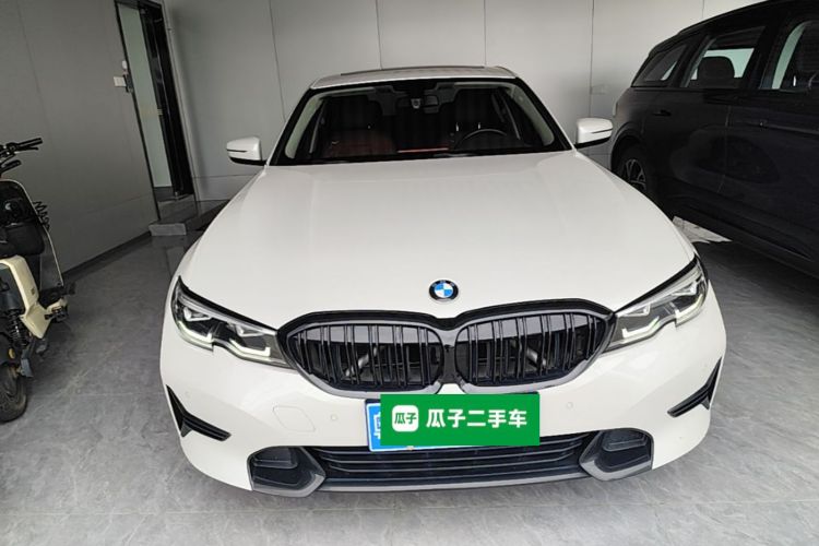 BMW 3 Series 2022 #3 BMW 3 Series 2022 car image #3