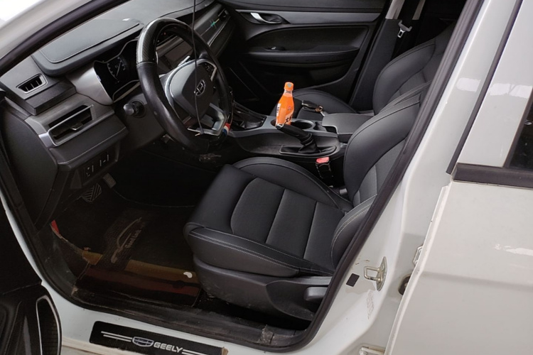 GEELY Emgrand 2022 #15 GEELY Emgrand 2022 car image #15