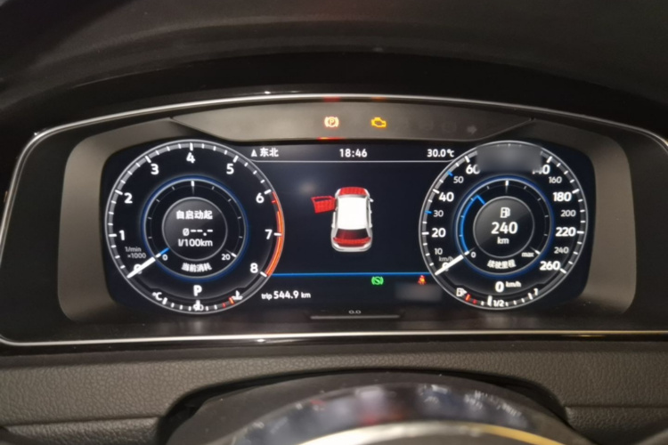 Volkswagen Golf 2019 car image #16