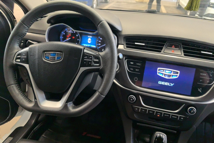 GEELY Emgrand 2017 immagine di auto #10