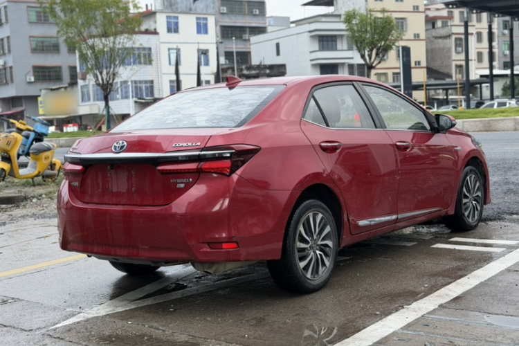 Toyota Corolla 2017 immagine di auto #7