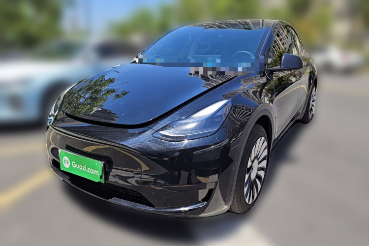 Tesla Model Y 2023 #2 Tesla Model Y 2023 car image #2