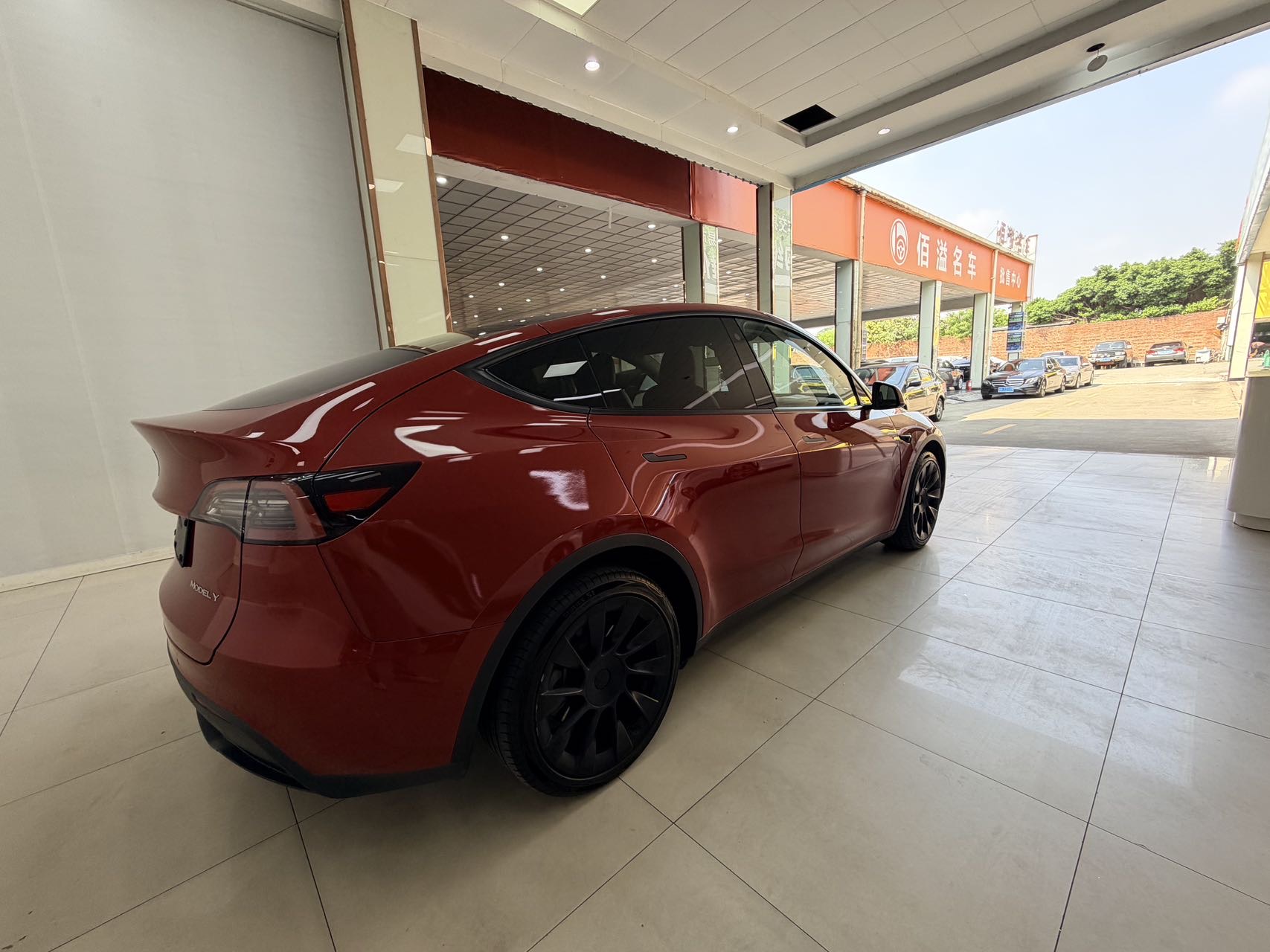 Tesla Model Y 2021 #3 Tesla Model Y 2021 car image #3