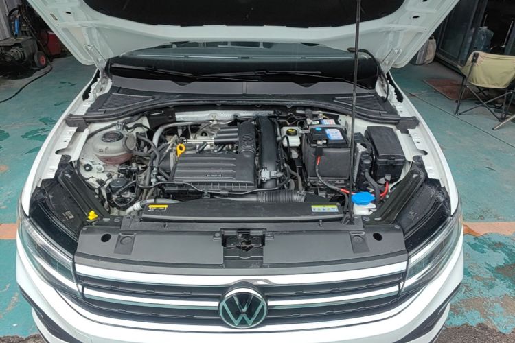 Volkswagen Bora 2024 car image #20