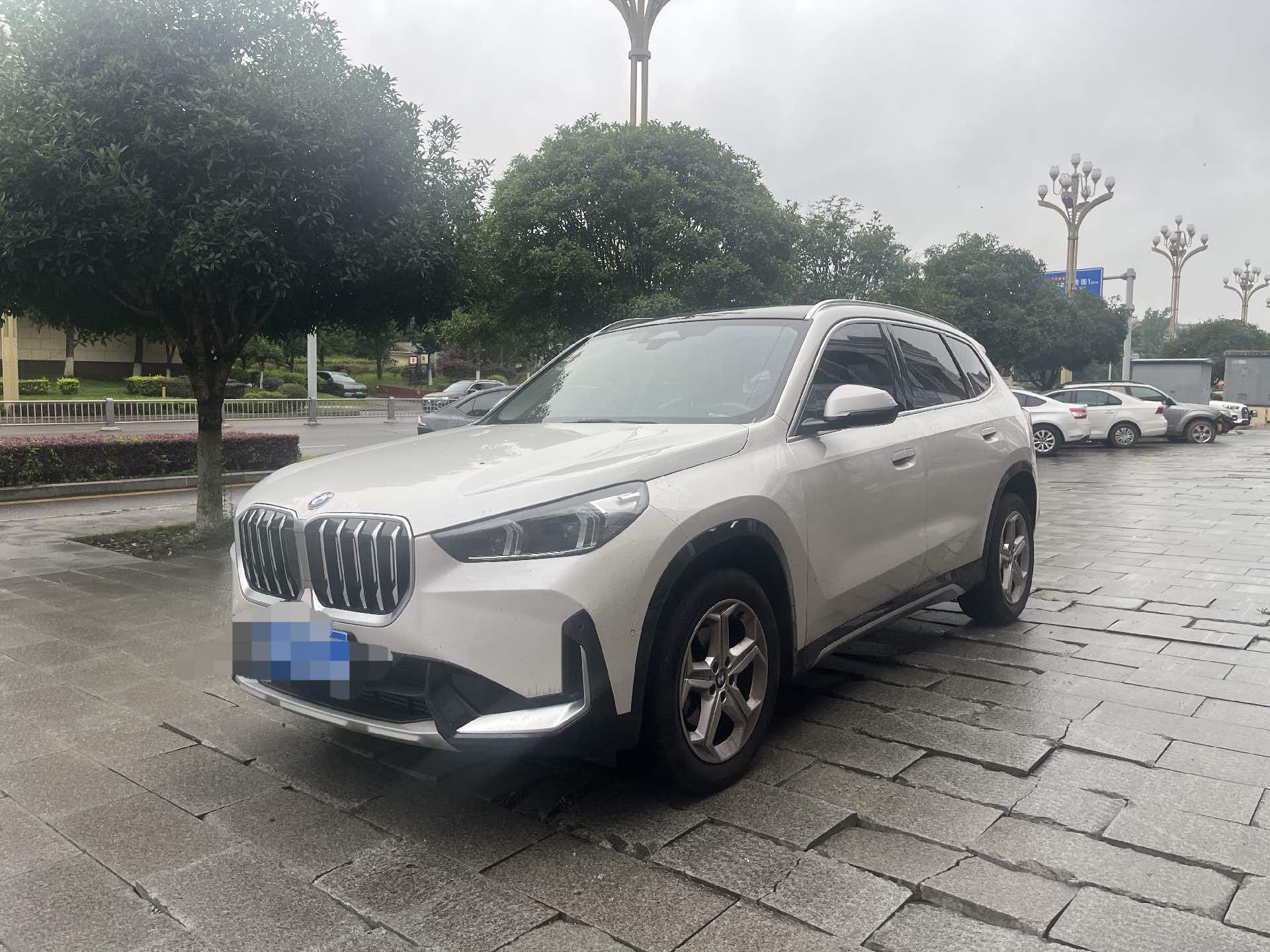 BMW X1 2023 BMW X1 2023 car image