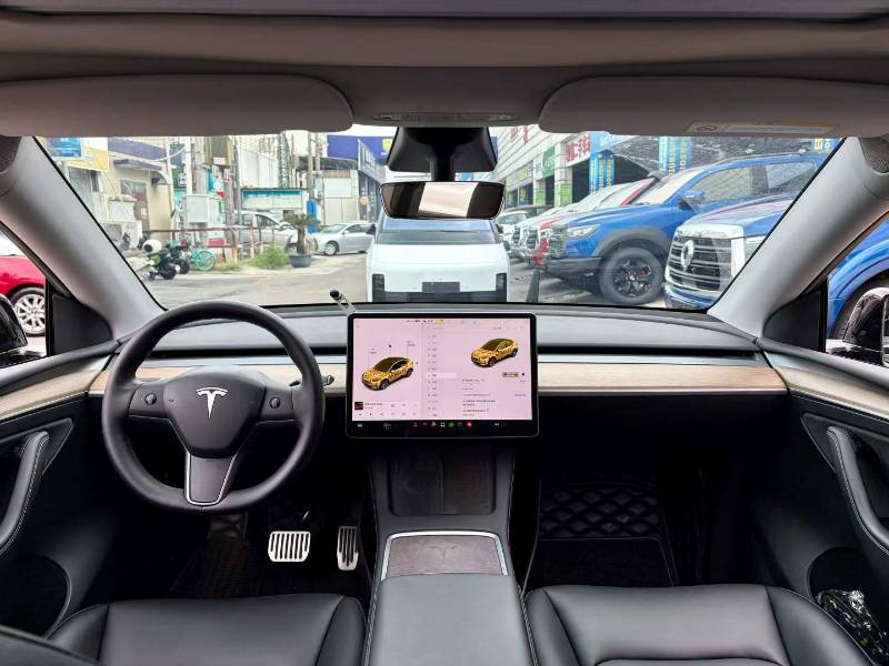 Tesla Model Y 2022 #8 Tesla Model Y 2022 immagine di auto #8