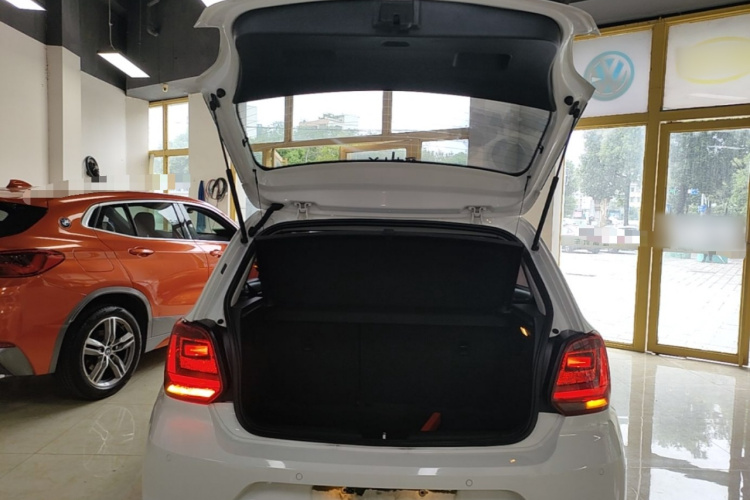Volkswagen Polo 2017 #19 Volkswagen Polo 2017 car image #19