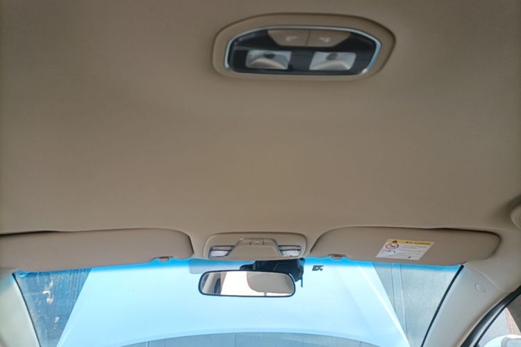 GEELY Emgrand 2019 #18 GEELY Emgrand 2019 car image #18