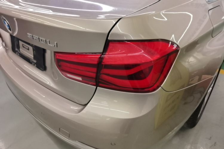 BMW 3 Series 2017 #8 BMW 3 Series 2017 car image #8