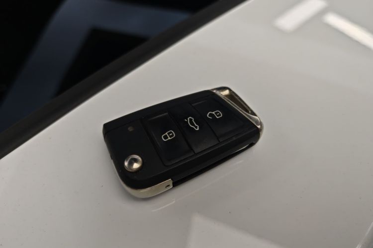 Volkswagen Bora 2020 car image #9