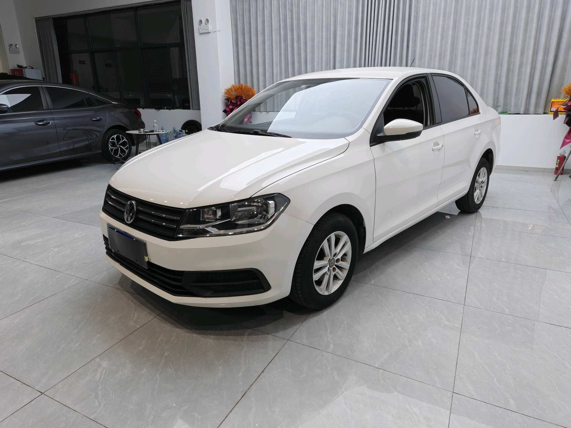 Volkswagen Santana 2019 immagine di auto 