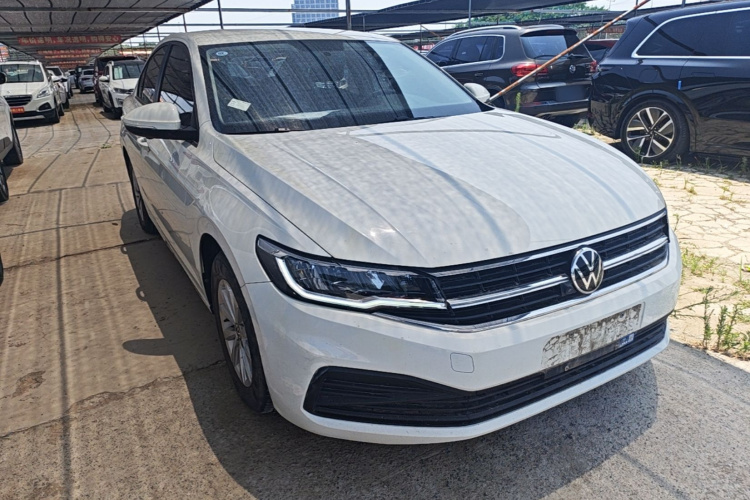 Volkswagen Bora 2022 car image #4