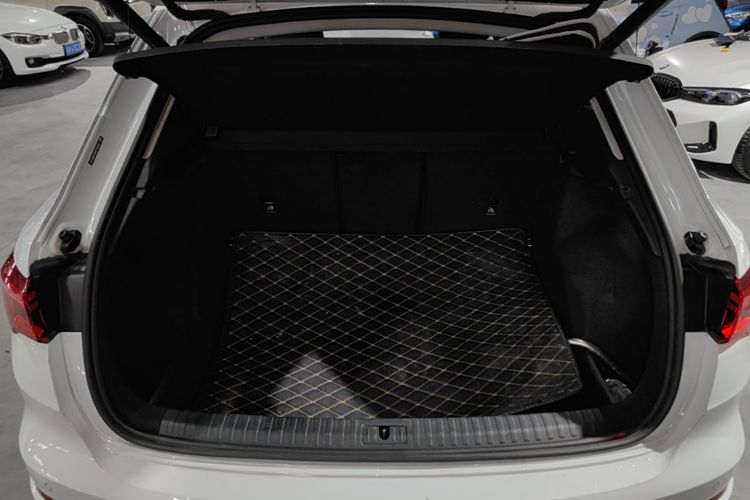 Audi Q3 2023 #19 Audi Q3 2023 car image #19