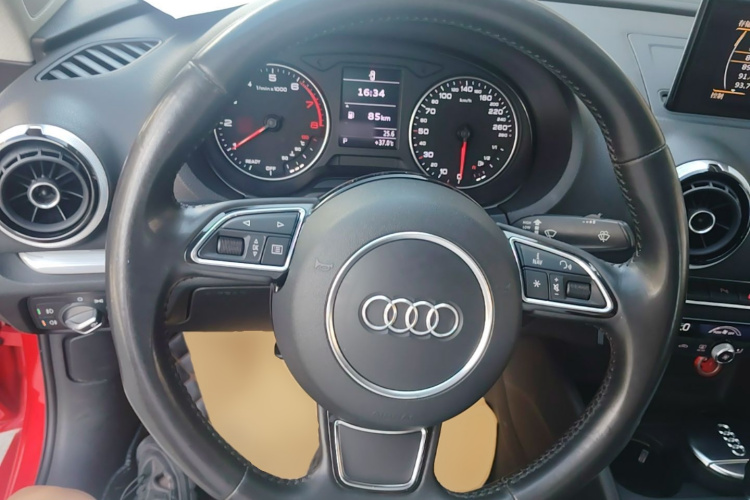 Audi A3 2016 imagem de carro #16