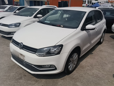 Volkswagen Polo 2015 image de voiture 