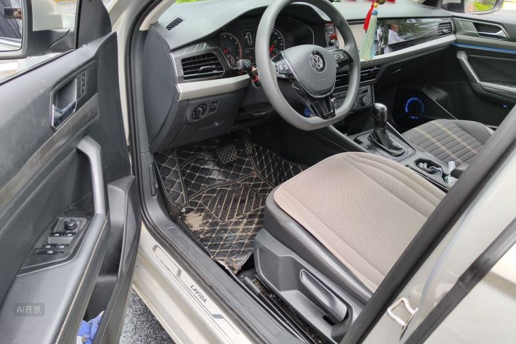 Volkswagen Lavida 2020 car image #18