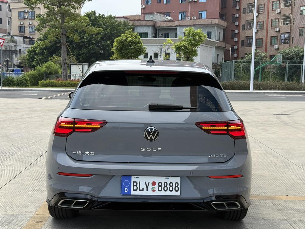 Volkswagen Golf 2021 car image #5