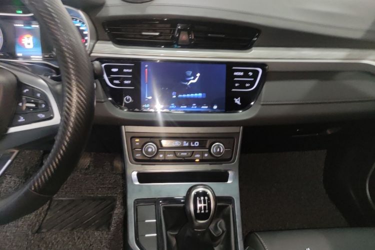 GEELY Emgrand 2020 car image #13