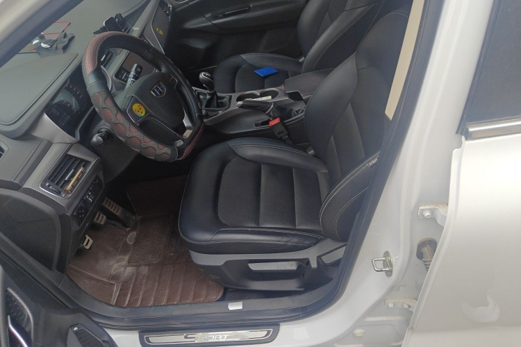 GEELY Emgrand GS 2017 car image #19