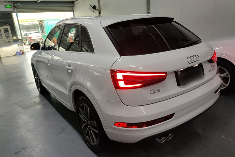 Audi Q3 2018 #5 Audi Q3 2018 car image #5