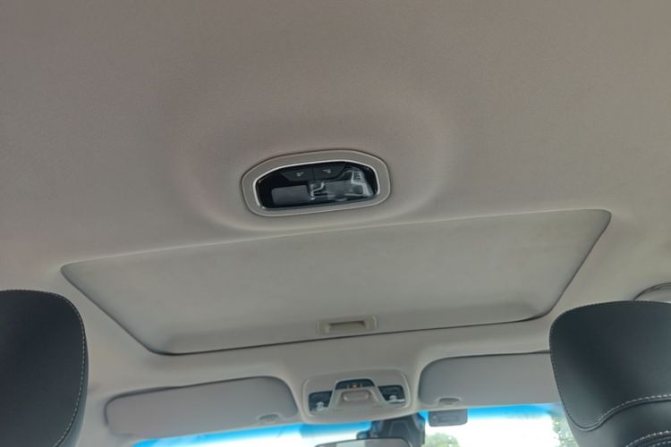 GEELY Emgrand 2019 #18 GEELY Emgrand 2019 car image #18