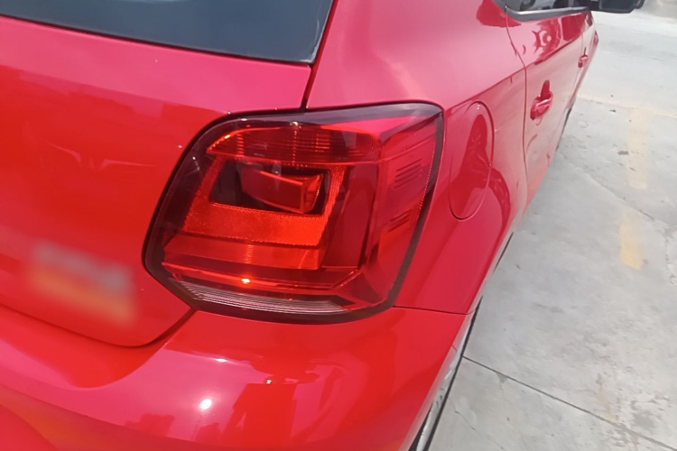 Volkswagen Polo 2017 imagem de carro #8