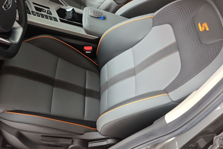 GEELY Coolray 2023 #19 GEELY Coolray 2023 car image #19