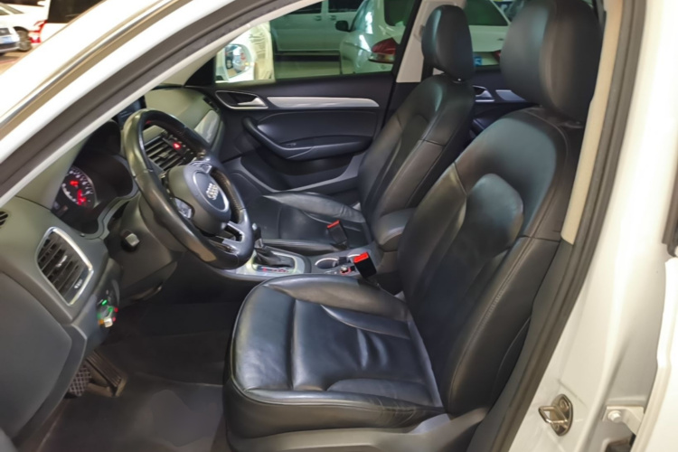 Audi Q3 2015 #19 Audi Q3 2015 car image #19