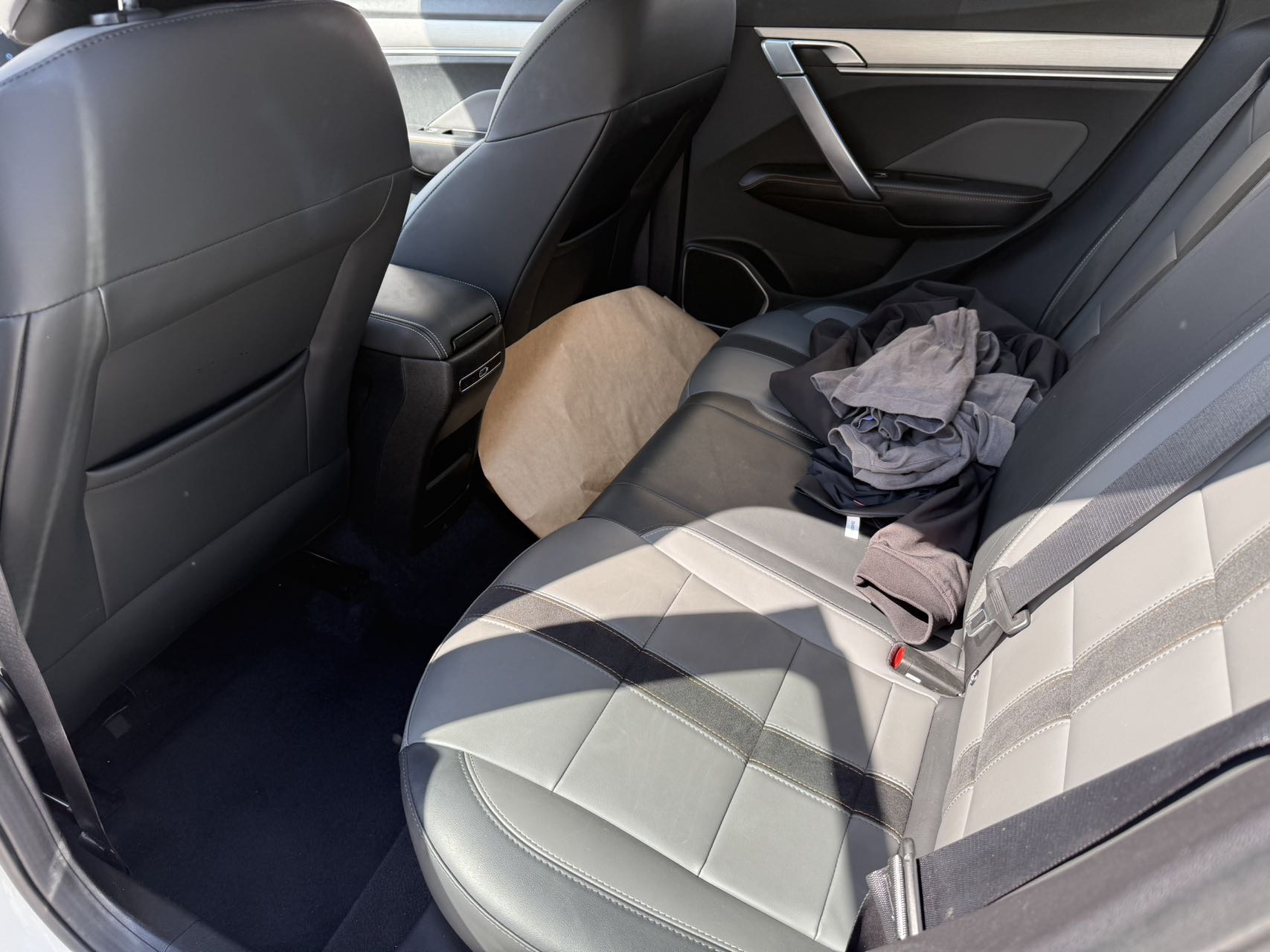 GEELY Coolray 2024 car image #9