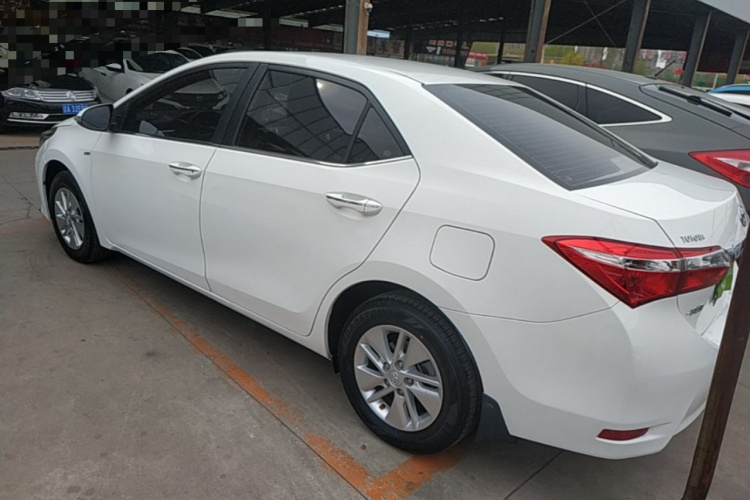 Toyota Corolla 2017 car image #5
