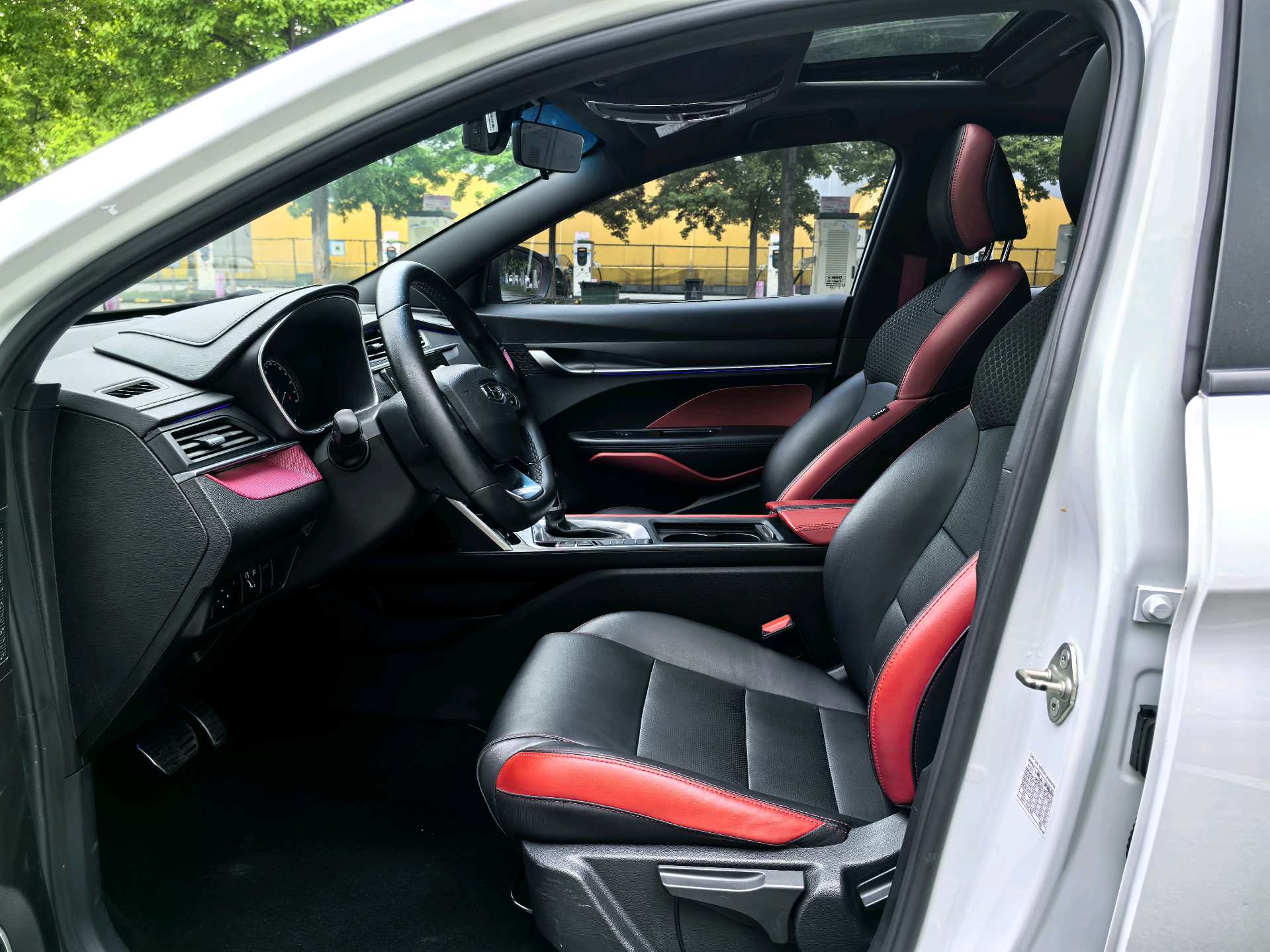 GEELY Binray 2021 image de voiture #7