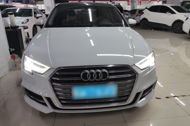 Audi A3 2021 car image #3