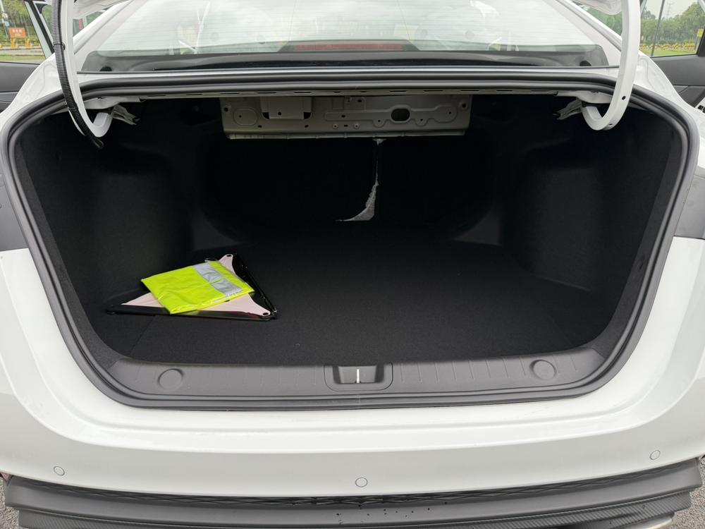 GEELY Binray 2026 #27 GEELY Binray 2026 immagine di auto #27