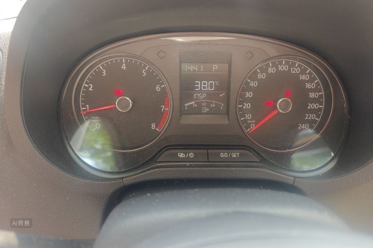 Volkswagen Polo 2016 #13 Volkswagen Polo 2016 car image #13