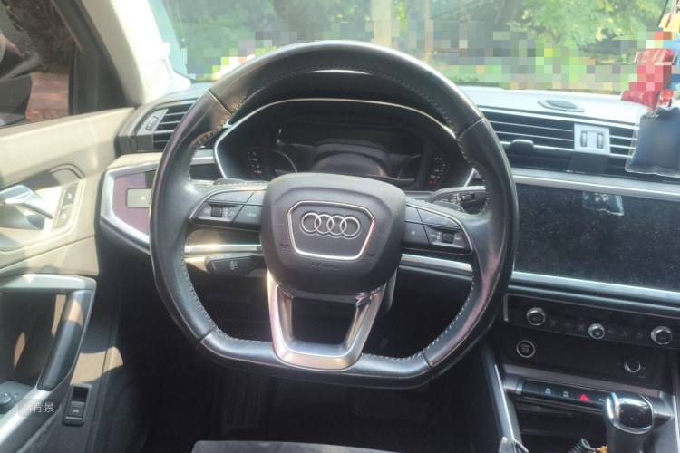 Audi Q3 2021 #12 Audi Q3 2021 car image #12