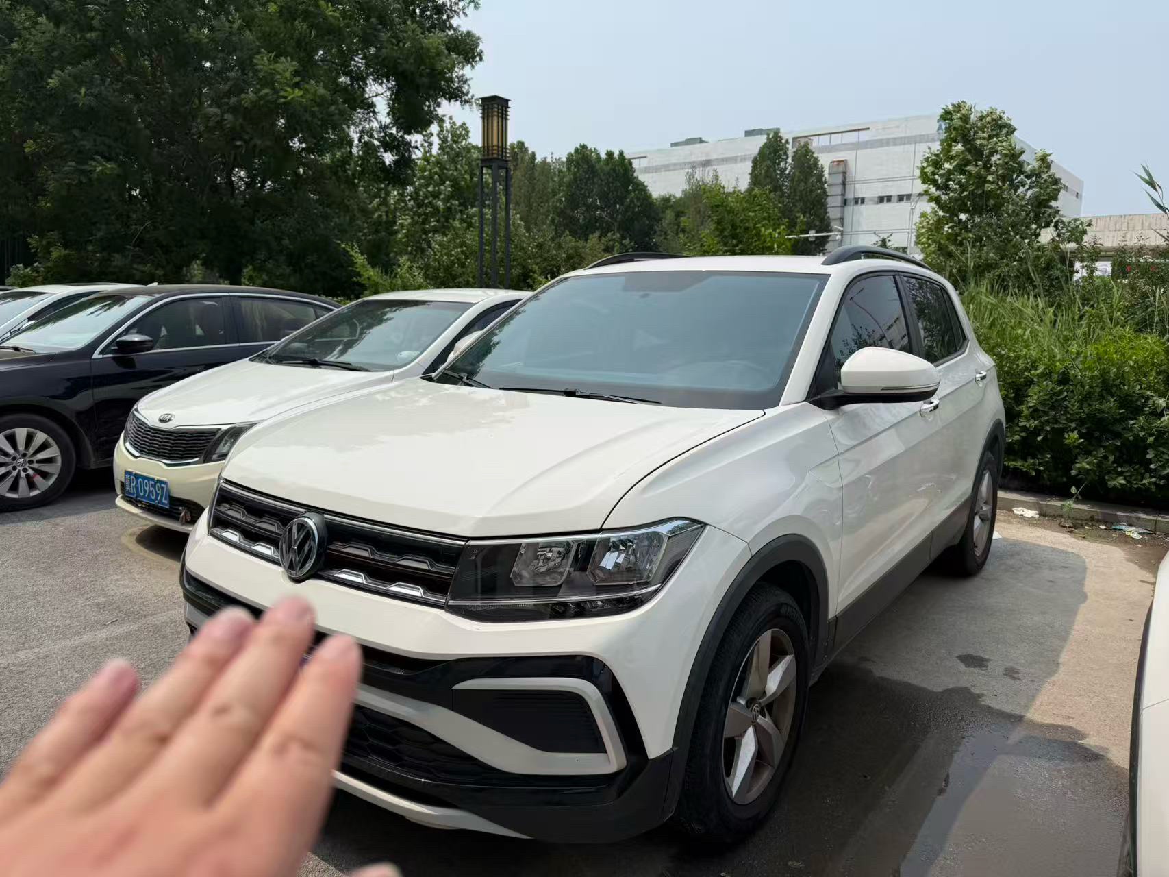Volkswagen T-Cross 2020 Volkswagen T-Cross 2020 car image