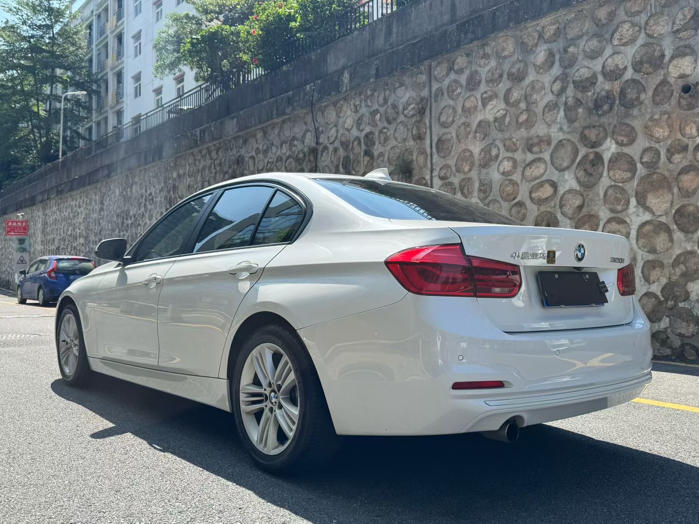 BMW 3 Series 2016 immagine di auto #11
