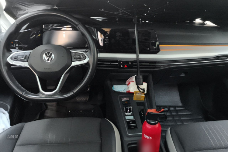 Volkswagen Golf 2021 car image #11