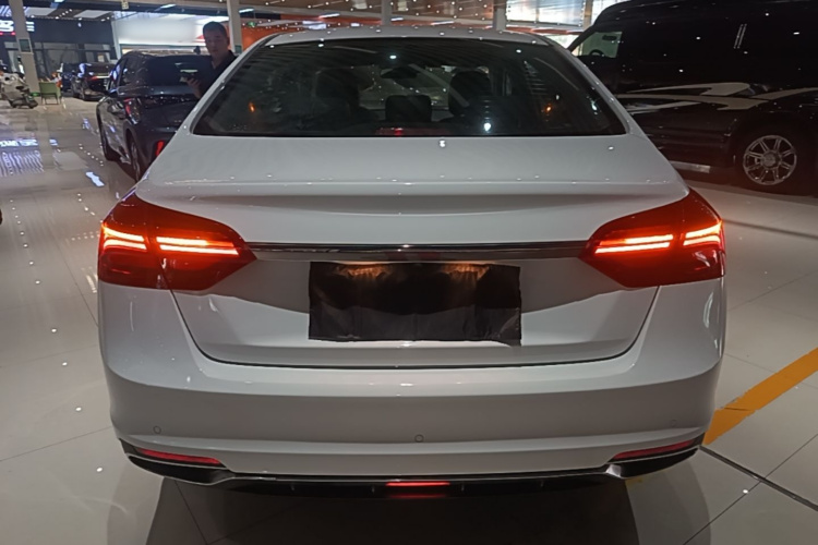 GEELY Emgrand 2019 #6 GEELY Emgrand 2019 car image #6