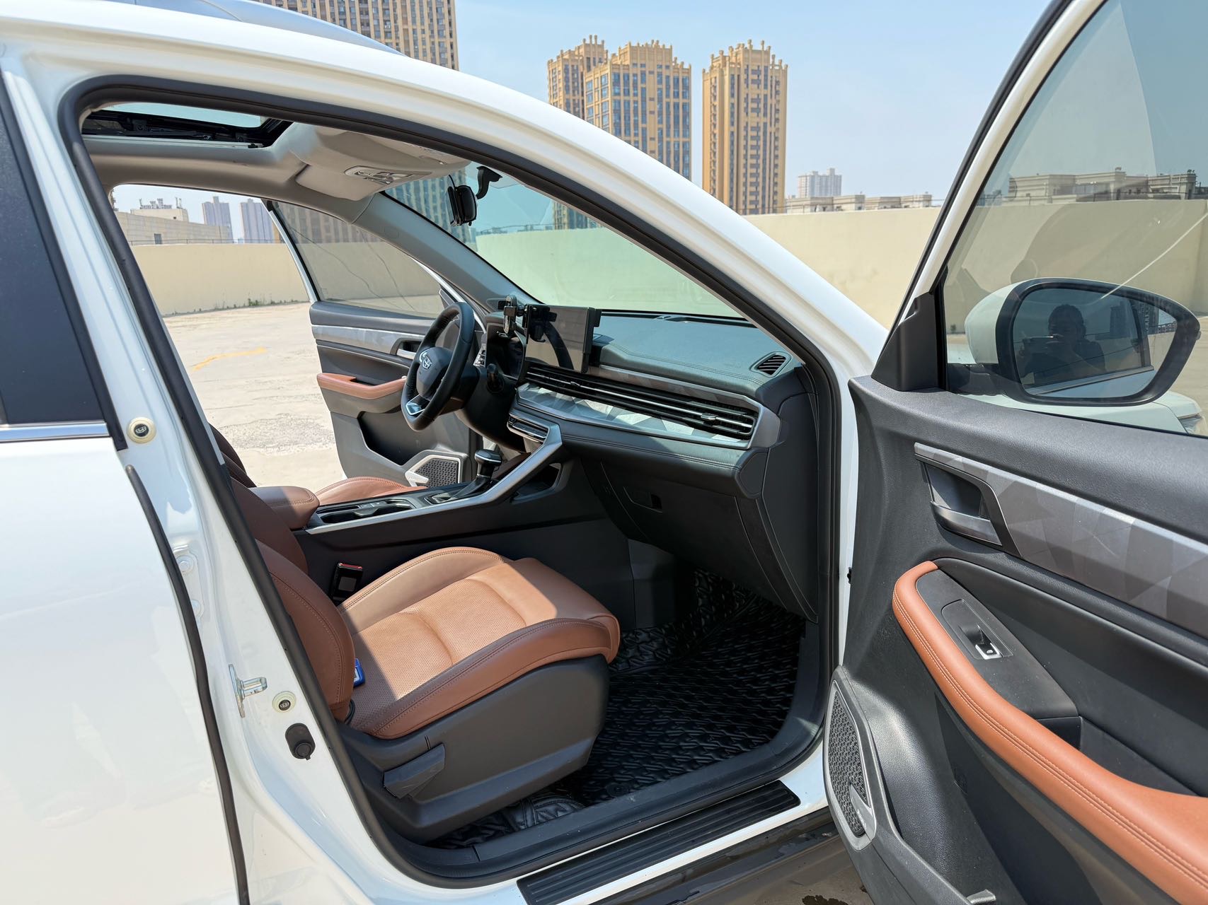 GEELY Vision X6 2023 car image #11