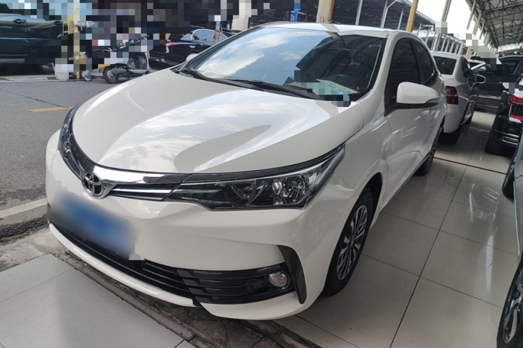 Toyota Corolla 2017 #2 Toyota Corolla 2017 car image #2