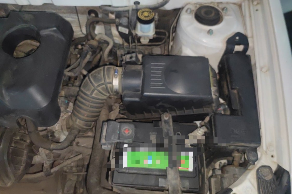 GEELY Emgrand 2016 car image #12