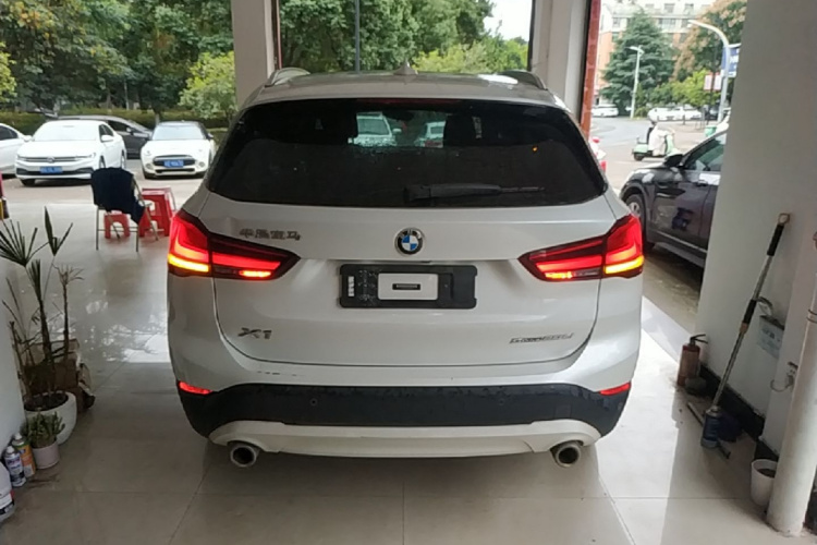BMW X1 2020 #6 BMW X1 2020 car image #6