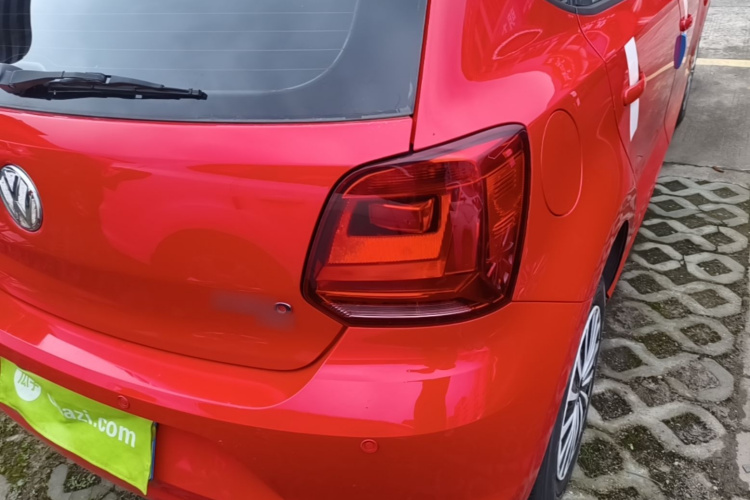 Volkswagen Polo 2018 car image #8